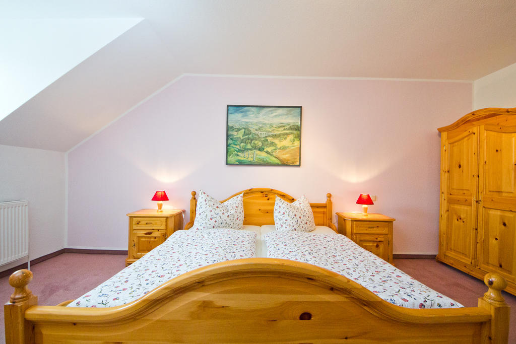 Hotel Garni Am Klostermarkt Plauen Room photo